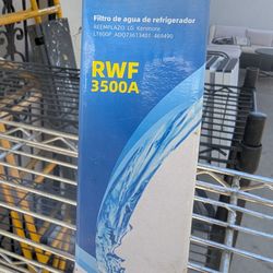 Refrigerator water filter