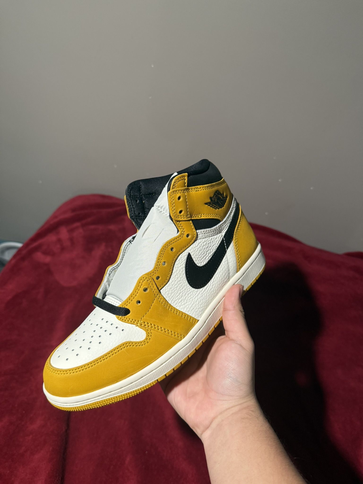 Jordan 1 High “Yellow Ochre”