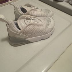 White Nike Air Max 270 Toddler 7C