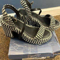 Women’s Madeline Woven Platform Sandal Heels with Memory Foam Insoles Size 11