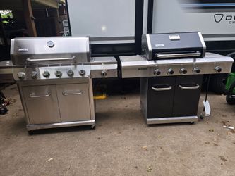 Propane grill
