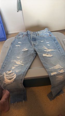 Levi's Distressed Light Wash Jeans