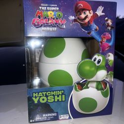 Hatchin' Yoshi The Super Mario Galaxy Movie, Interactive Yoshi Figure