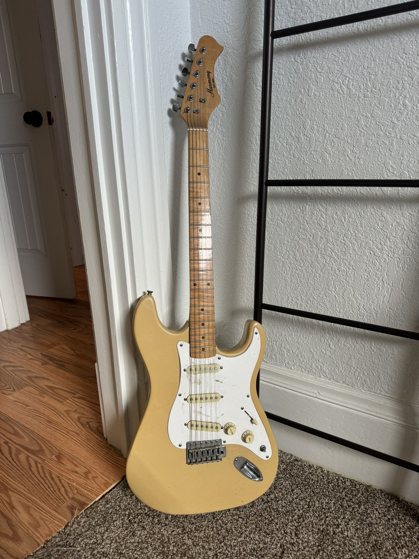 Vintage Harmony Style Guitar Custom 