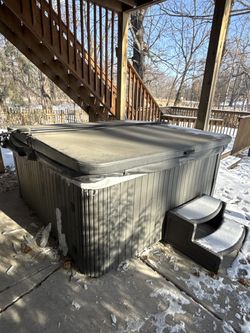 2020 Master Spas Legacy Hot Tub 4-5 Person 8 Jets - Rogers, MN