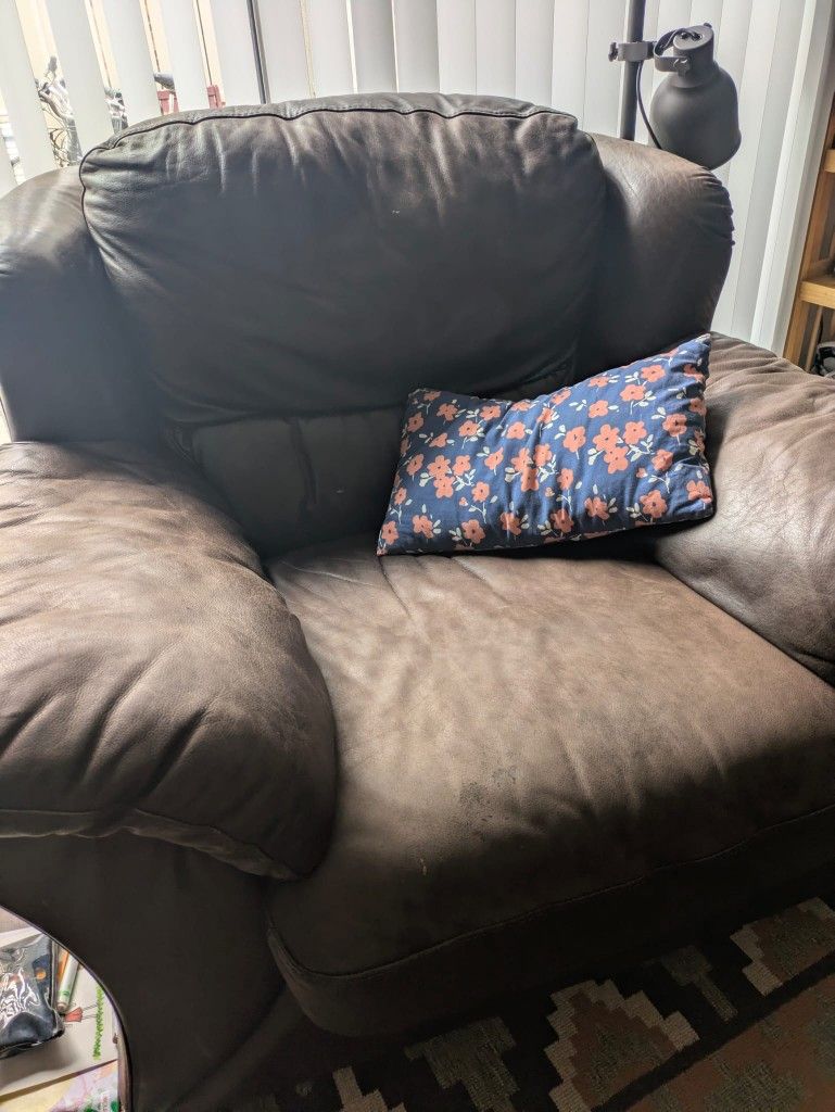 Sofa / Couch