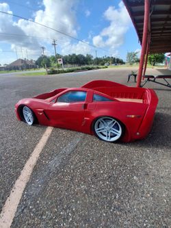Step 2 corvette car bed set