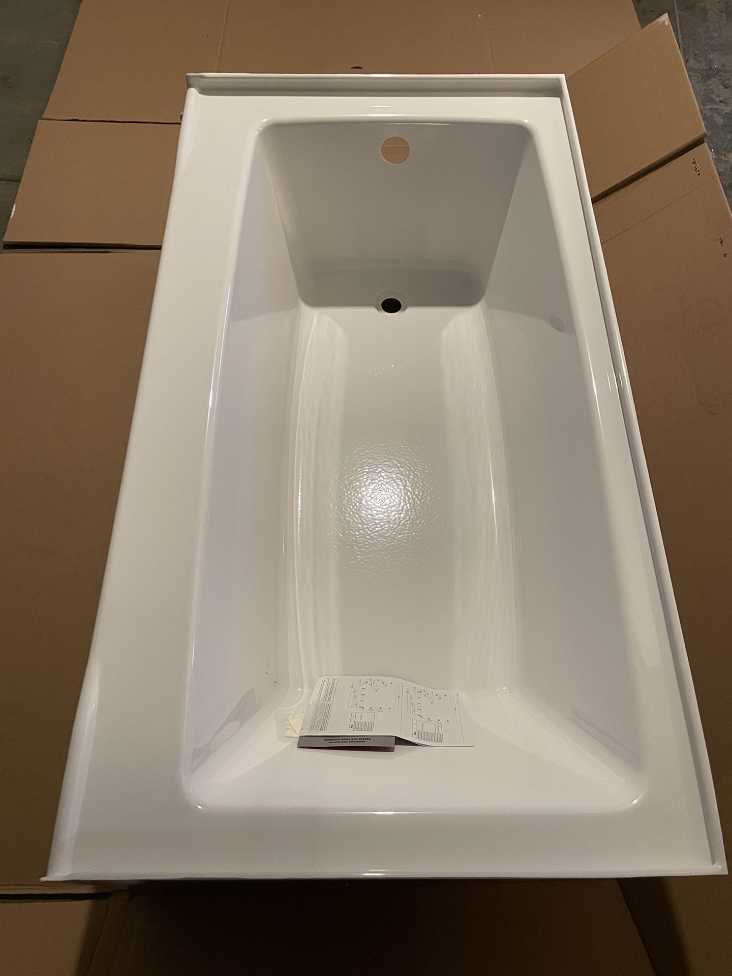 Delta Classic 500 60 in. x 32 in. Alcove Deep Soaking Bathtub with Left Drain in High Gloss White 