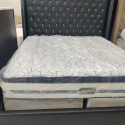 King bed with mattress