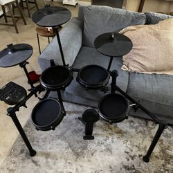 Alesis Nitro Mesh Kit