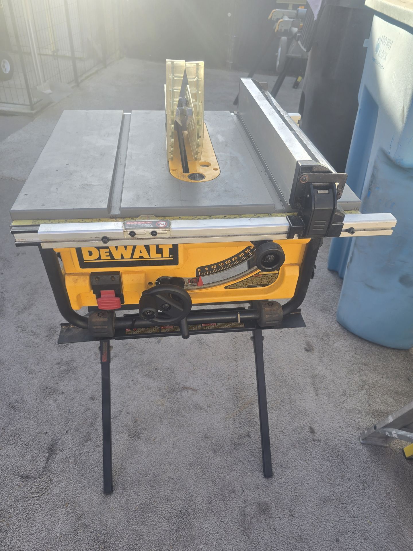 Dewalt table saw