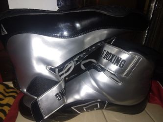 Title Boxing Tennis Shoes