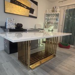 Modern marble dining table for 6
