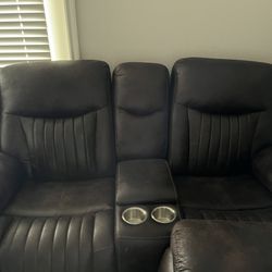 Brown Couch With 2 Electric Recliners 