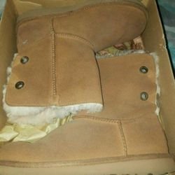 Bailey Bow Ugg Boots Size 6