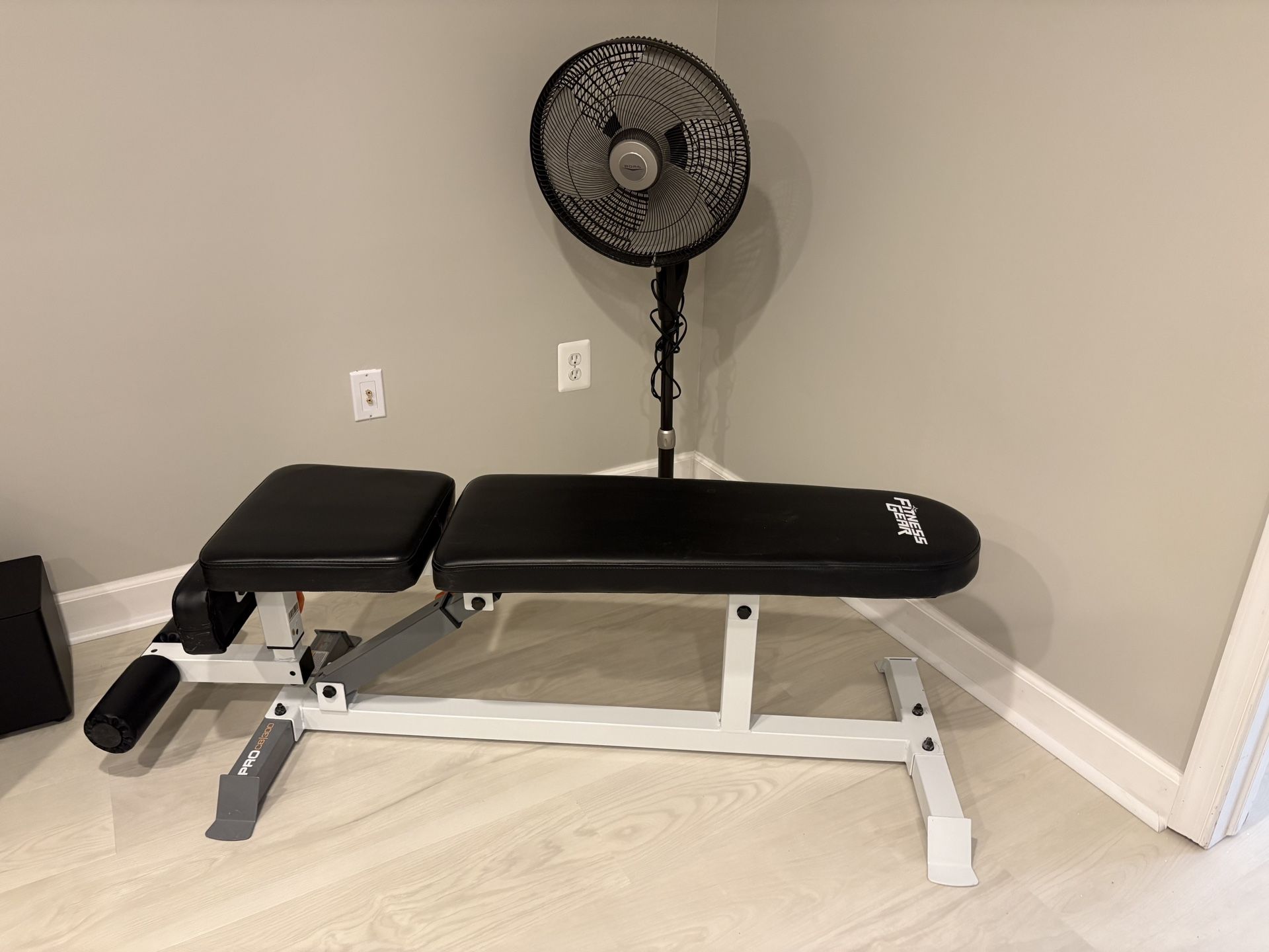 Weight Bench