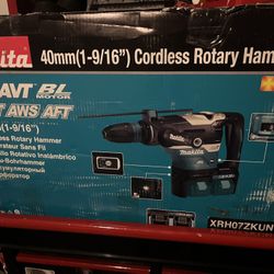 Makita (Brand Rating: 4.6/5) 18V X2 LXT Lithium-Ion (36V) Brushless Cordless 1-9/16 in. AVT Rotary Hammer, AFT, AWS (Tool Only)