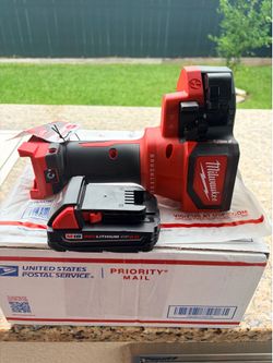 Threaded Rod Cutter W/ M18 Battery