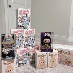 Labubu- V1,2 🥰