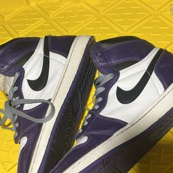 Jordan 1 Court purple 2.0