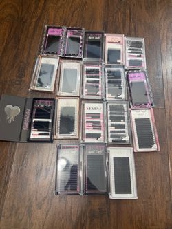 Lash extension supplies