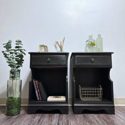 GORGEOUS SOLID WOOD BEDSIDE TABLES/END-SOFA TABLES 