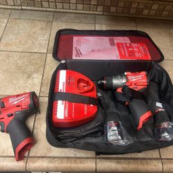 Milwaukee M12 Hammer Drill 3404-22 And Impact Combo 