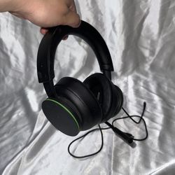 Xbox Series X|S Bluetooth Wireless Gaming Headset