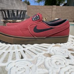 Nike Janoski Size 10