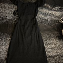 Small Black Dress 