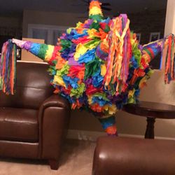 PIÑATA 🪅🪅about 5ftx5ft