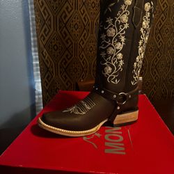 Women Boots 