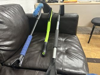 Snow Brushes 