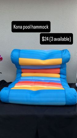 Pool Lounge Floaters 