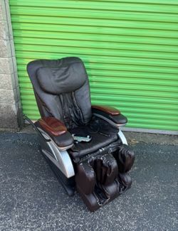 Full-body Deluxe Electric Massage Chair