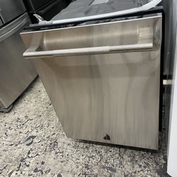 Jenn Air Stainless Steel Dishwasher 3 Racks 