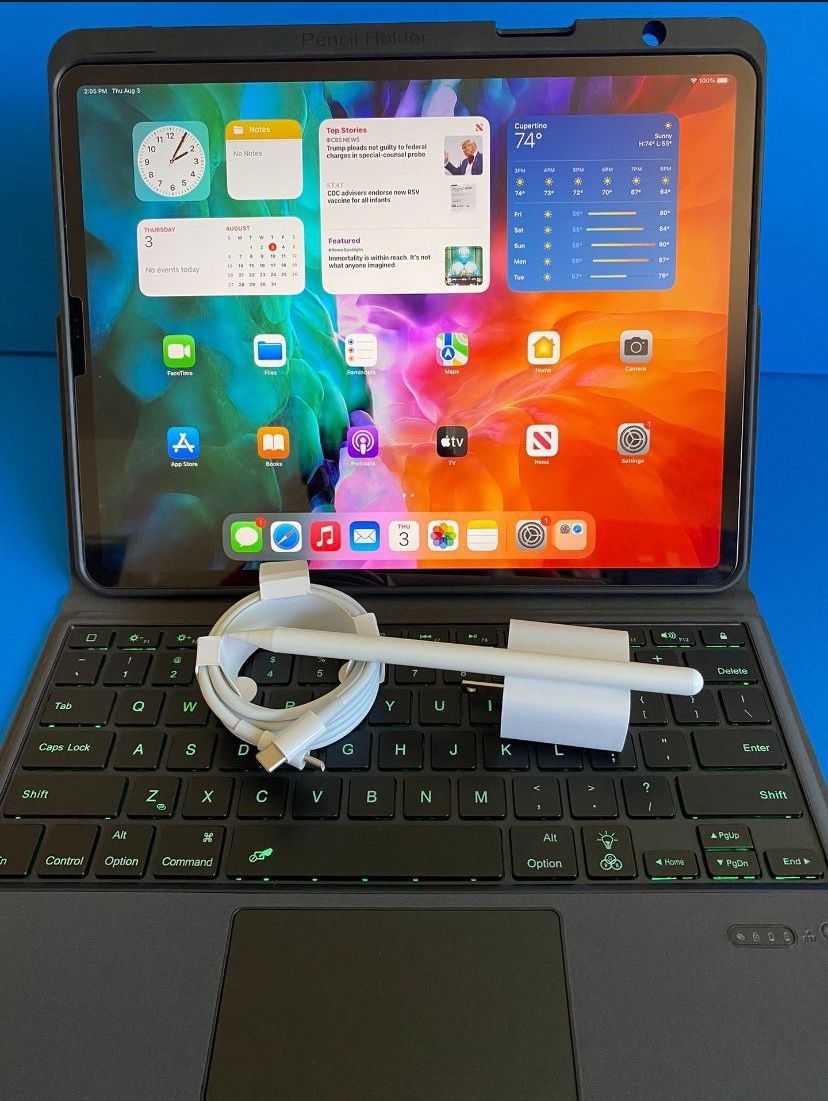 iPad Air 4th Generation 64gb + Apple Magic Keyboard + Apple Pencil