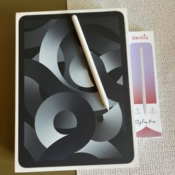 Apple iPad Air 5th Generation (M1 Chip) 64GB with Box, Pen And Keyboard 
