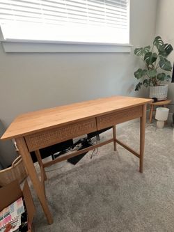 Target desk