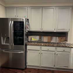 Hardwood Kitchen Cabinet 