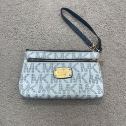 Michael Kors Wristlet