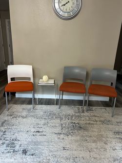 3 dining chair, excellent condition