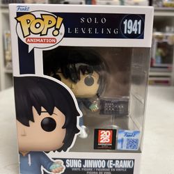 LE EXCLUSIVE Sung Jinwoo (E-Rank) DAMAGED Funko Pop #1941 Solo Leveling Anime