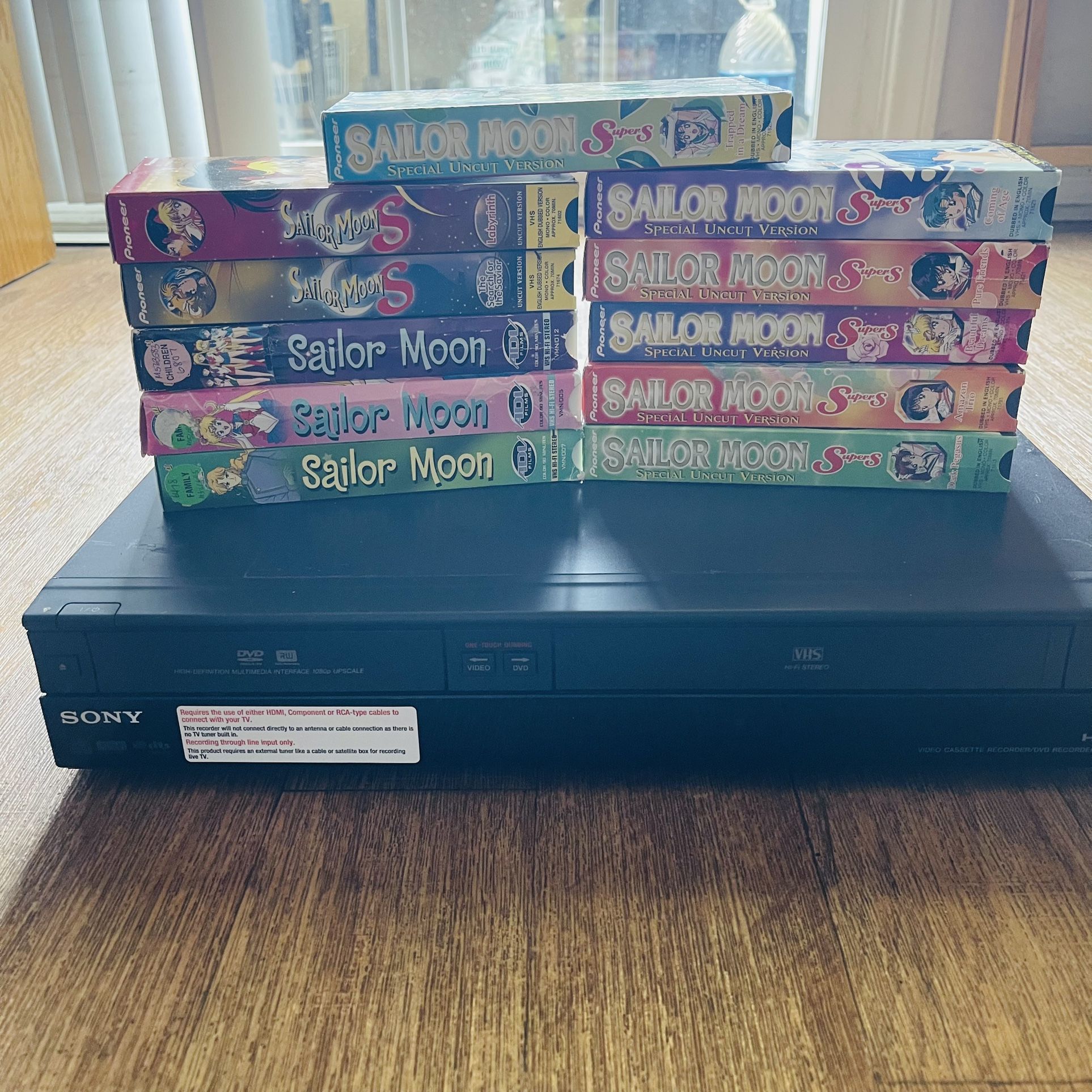 Sony DVD / VHS PLAYER/ RECORDER