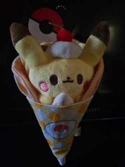 Pokemon Pikachu Crepe Plushie