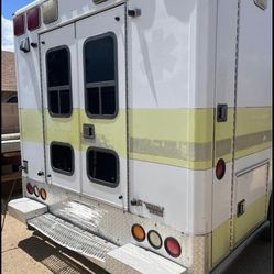 1994 ford F-350 Cutaway Ambulance 