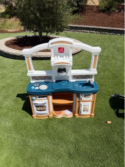 Toddler play kitchen