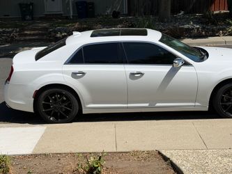 2016 Chrysler 300 V6 • Clean Title • Runs Great • $6,900 OBO