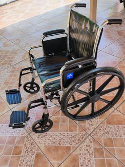 Wheelchair folding 20W"