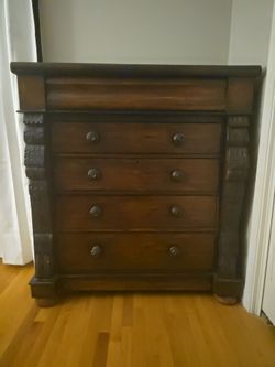 Men's dresser